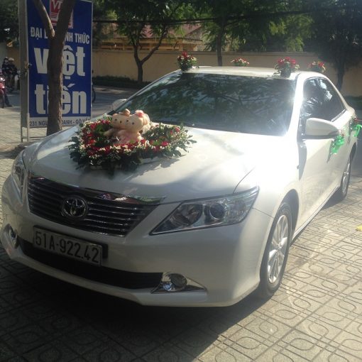 Xe-Cuoi-Toyota-Camry-04
